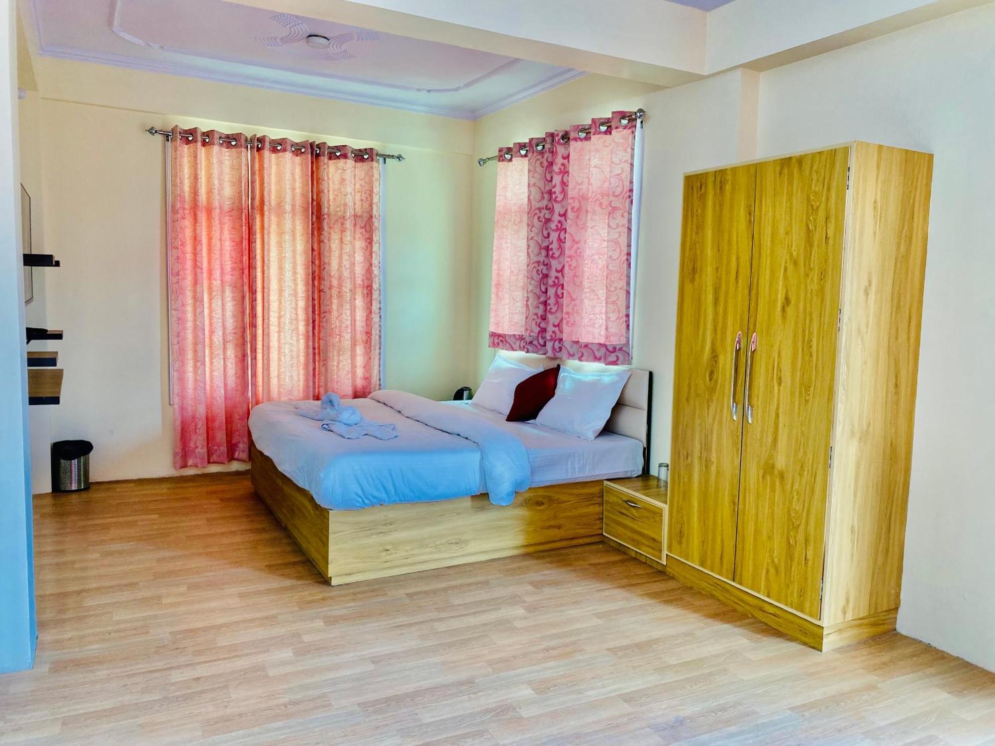 Royal Green Mashobra - Mountain And Valley View Rooms Shimla Esterno foto