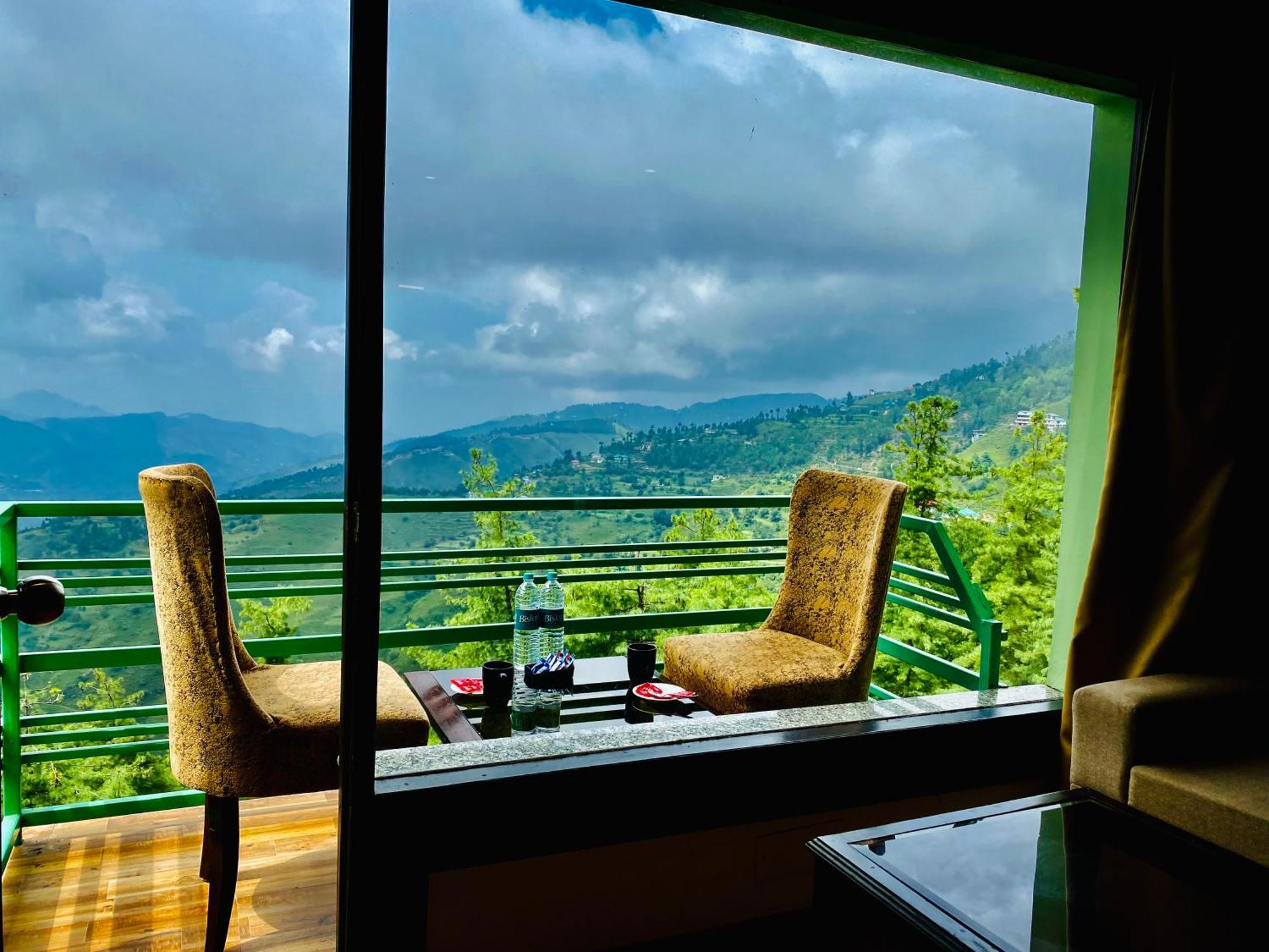 Royal Green Mashobra - Mountain And Valley View Rooms Shimla Esterno foto