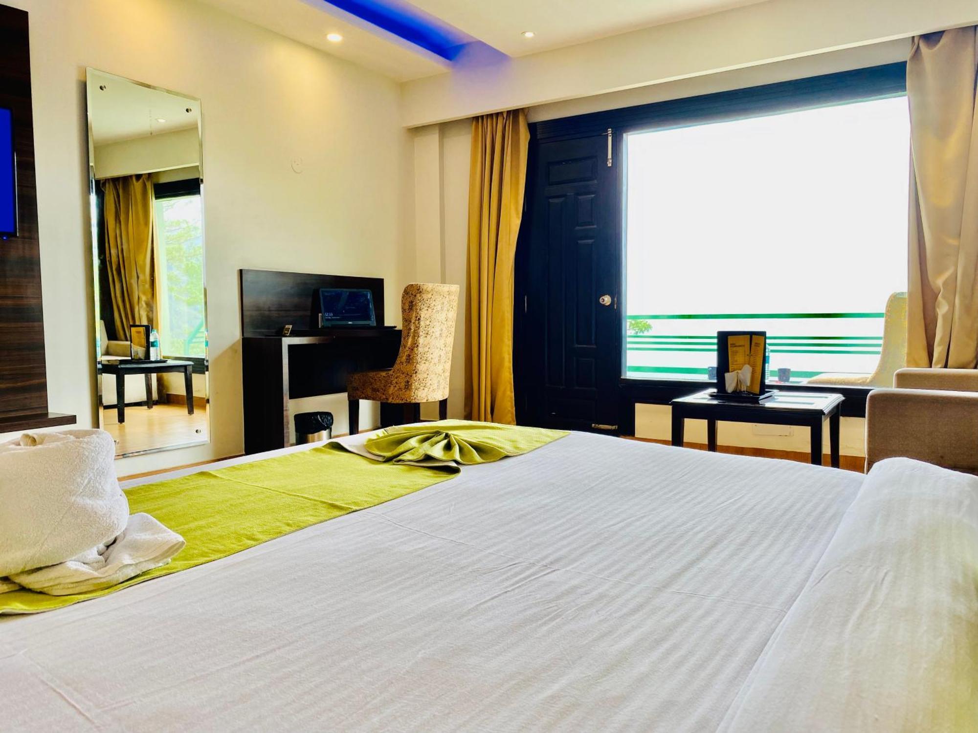 Royal Green Mashobra - Mountain And Valley View Rooms Shimla Esterno foto